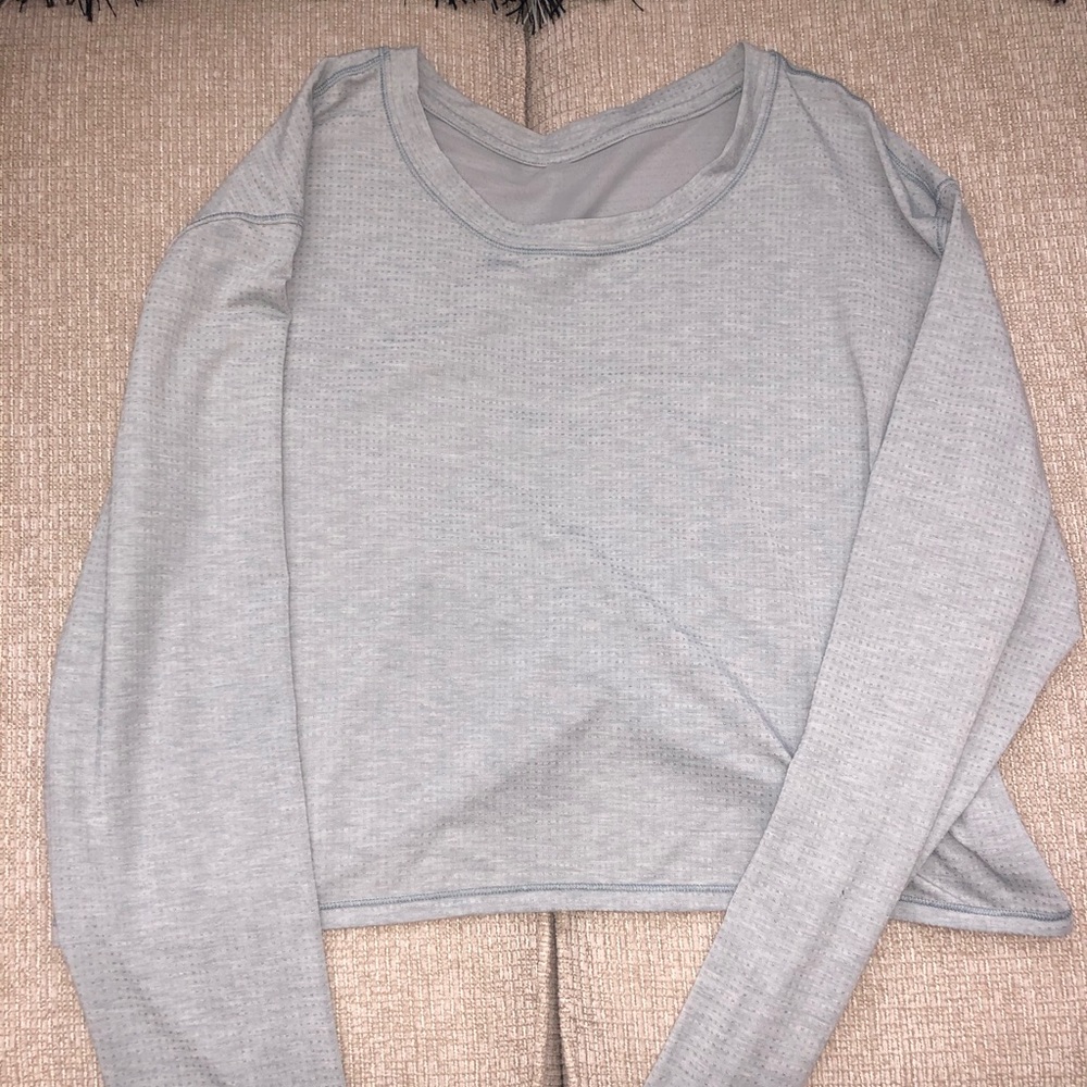 Lululemon long sleeve crop tee